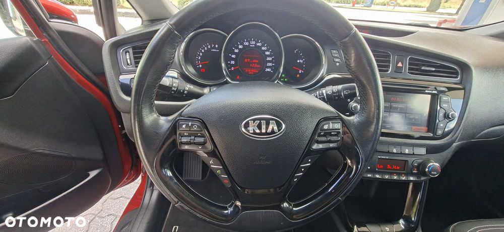 Kia Ceed 1.6 GDI L - 13