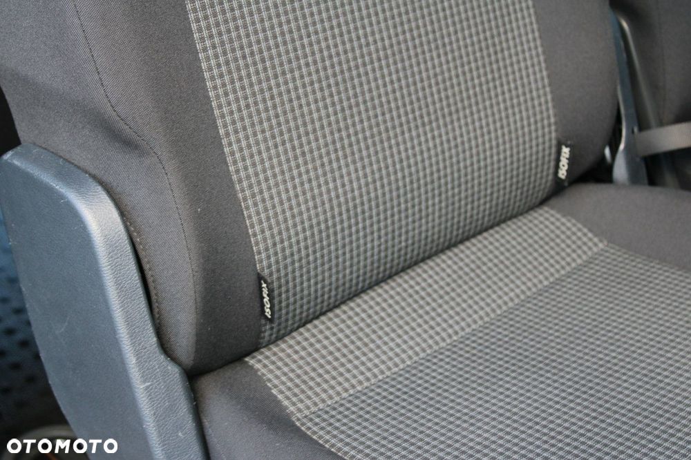 Volkswagen Transporter - 25