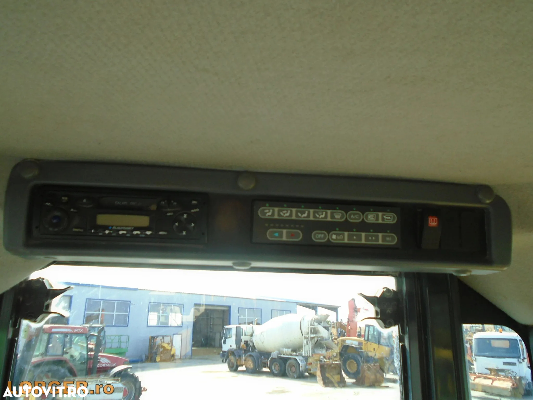 Komatsu WA200-5H - 9
