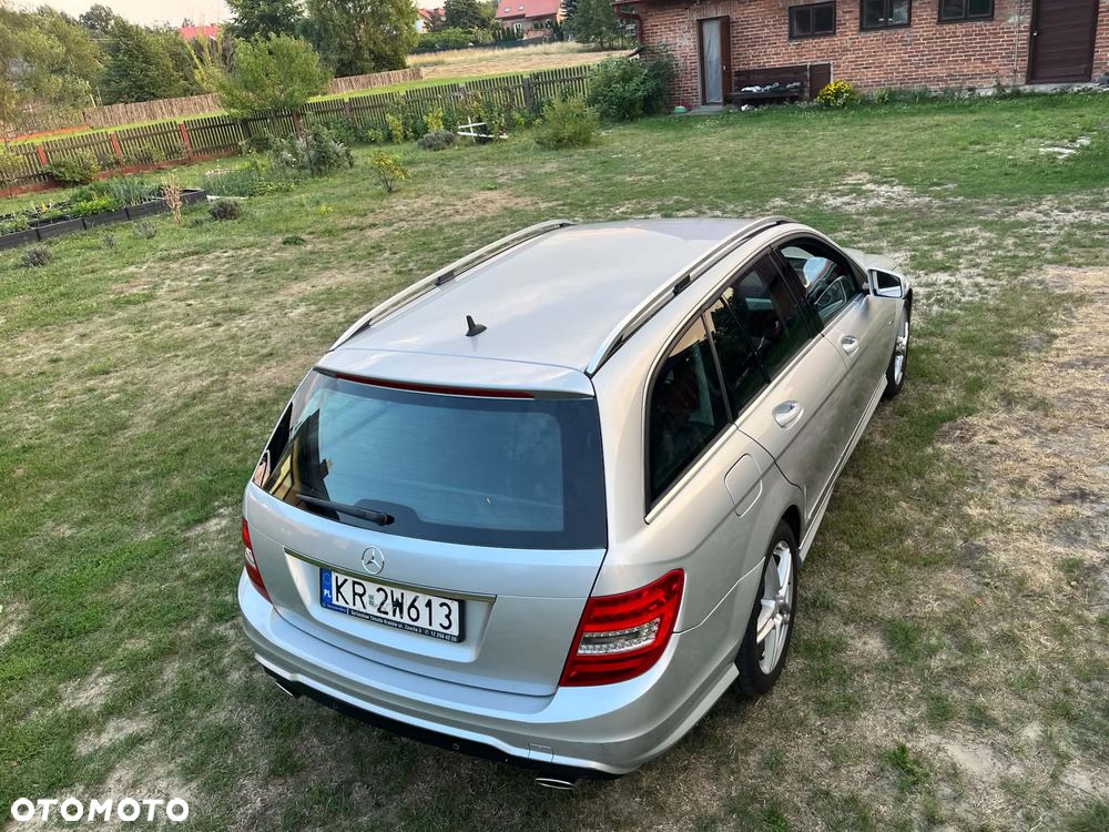 Mercedes-Benz Klasa C 300 CDI 4Matic 7G-TRONIC Avantgarde Edition - 21