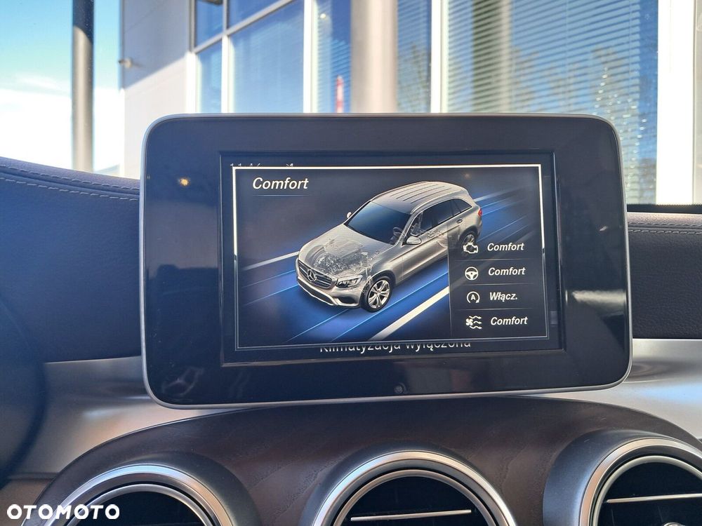 Mercedes-Benz GLC 250 4-Matic - 17