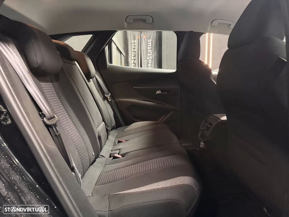 Peugeot 3008 1.5 BlueHDi Allure - 25