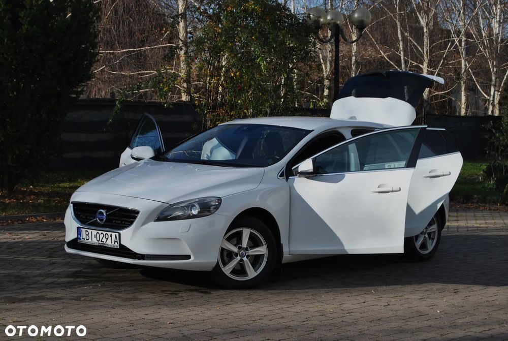 Volvo V40 D2 - 18