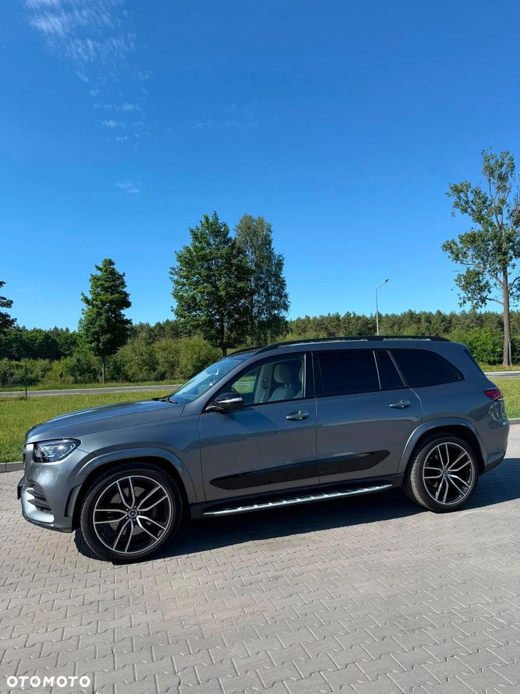 Mercedes-Benz GLS - 27
