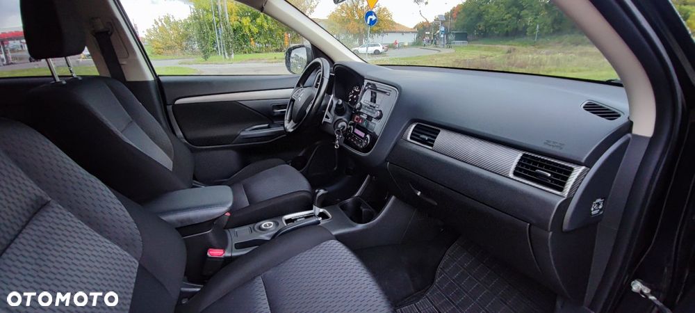 Mitsubishi Outlander 2.0 Intense CVT - 20