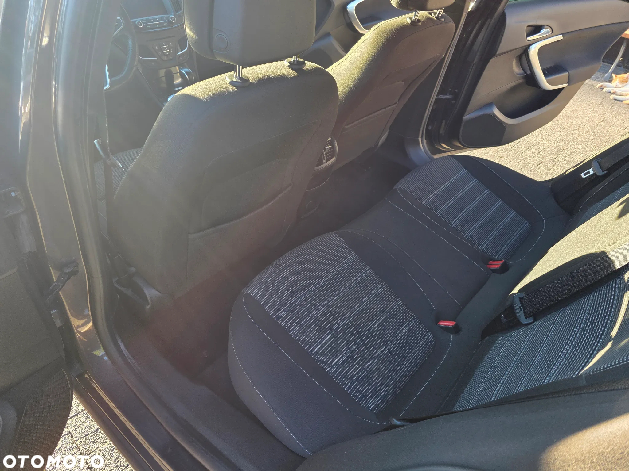 Opel Insignia 1.6 T Edition EU6 - 15