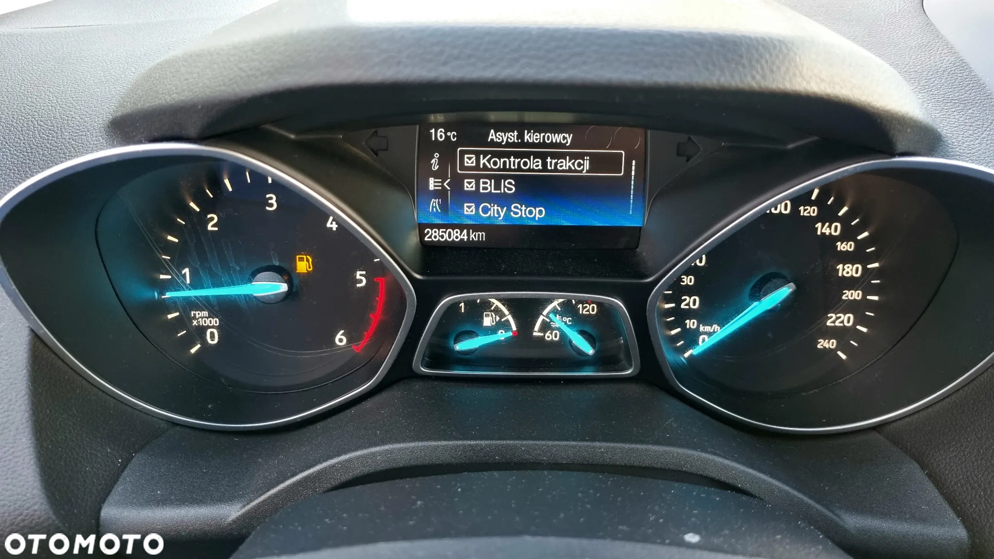 Ford Kuga 2.0 TDCi 4x4 Cool & Connect - 28