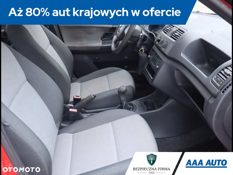 Skoda Fabia - 10