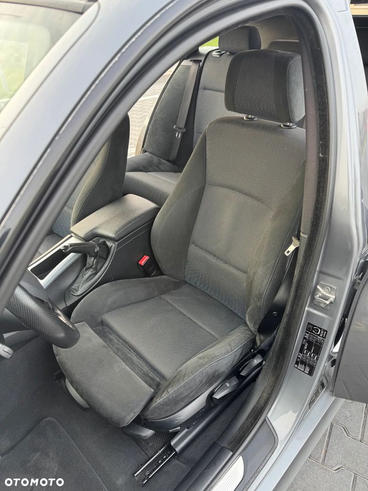 BMW Seria 3 320d xDrive DPF Edition Fleet Sport - 15