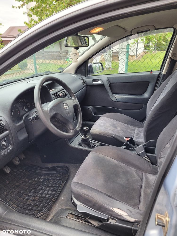 Opel Astra - 9