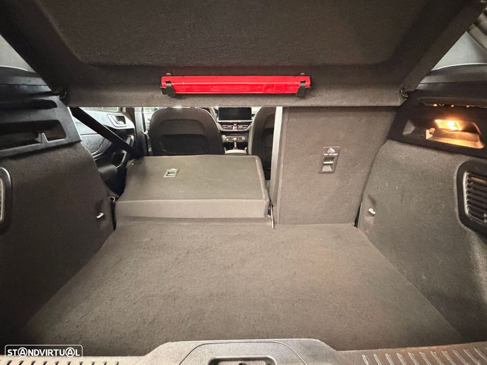 Ford Focus 1.0 EcoBoost MHEV ST-Line Aut. - 40