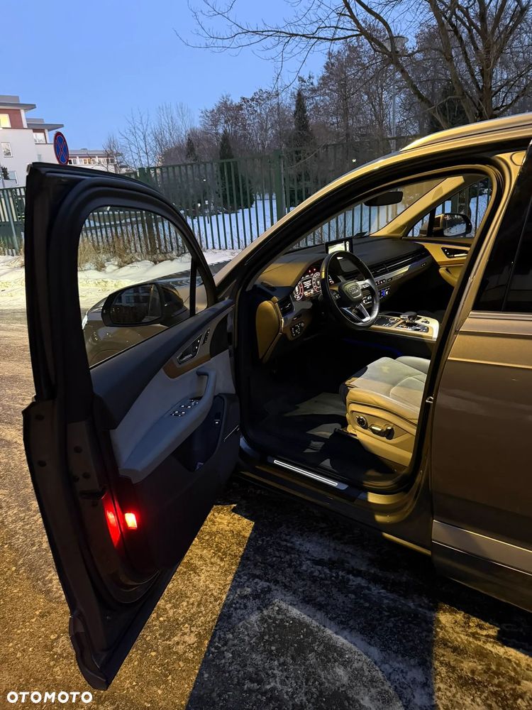 Audi Q7 - 27