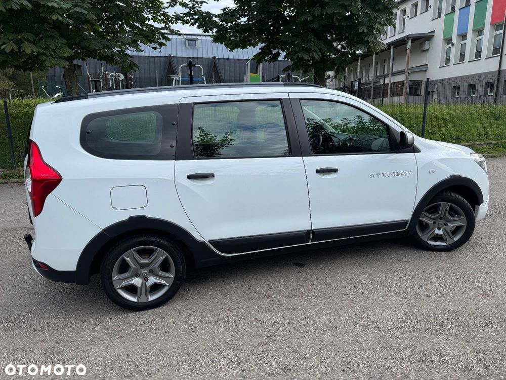 Dacia Lodgy 1.5 Blue dCi Stepway S&S EU6d - 8