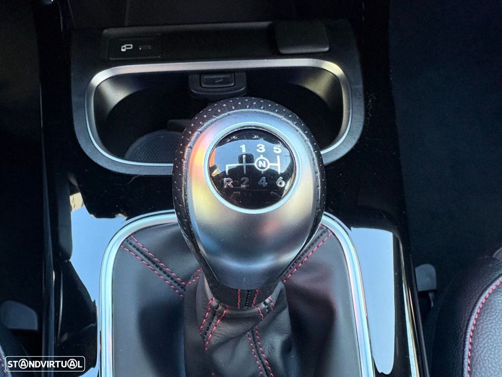 Mercedes-Benz A 200 AMG Line - 51