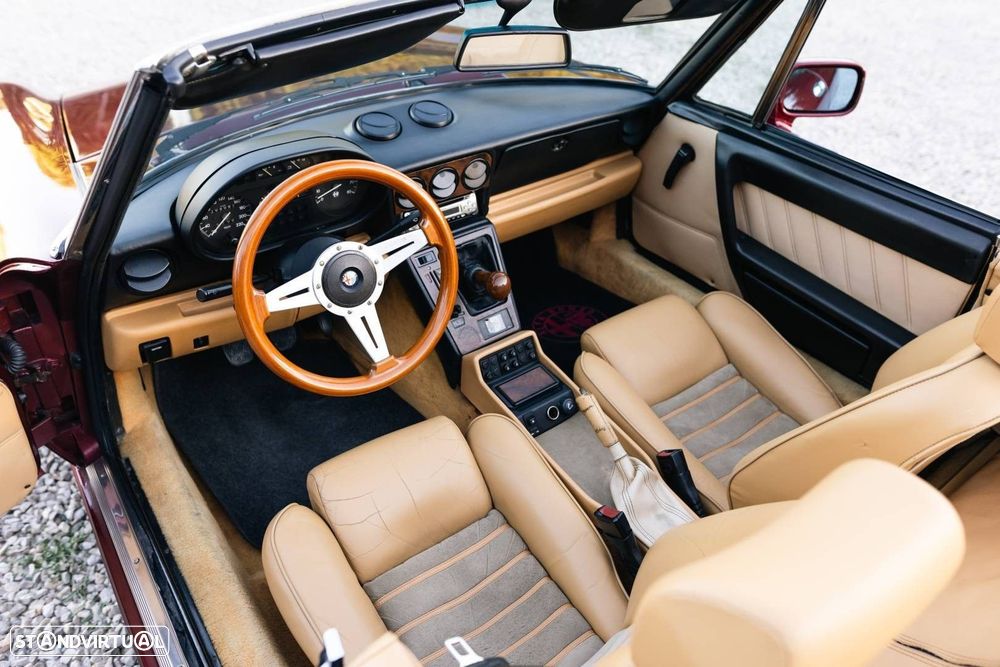 Alfa Romeo Spider 2.0 - 6