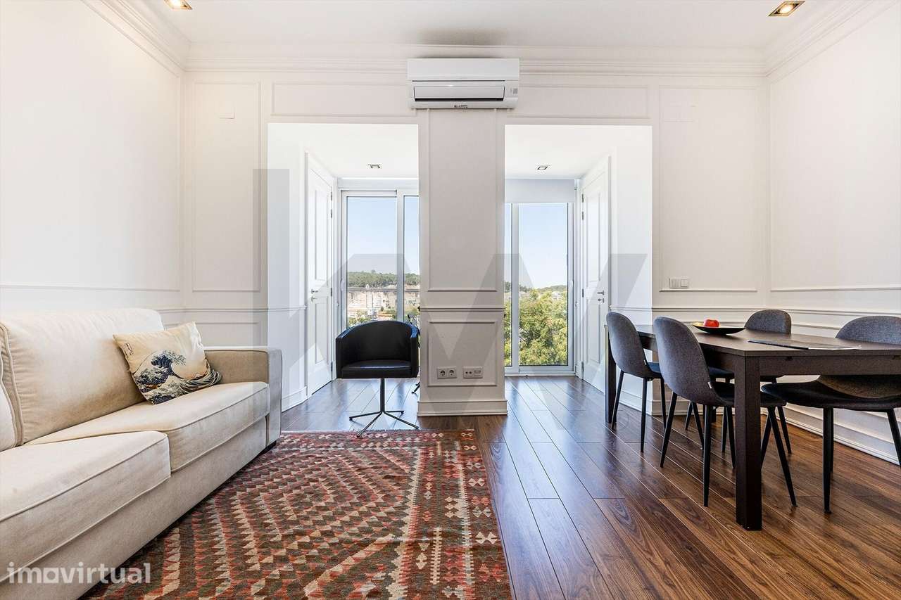 T1 REMODELADO COM VISTA PARA O AQUEDUTO DAS ÁGUAS LIVRES | CAMPOLIDE - Grande imagem: 2/28