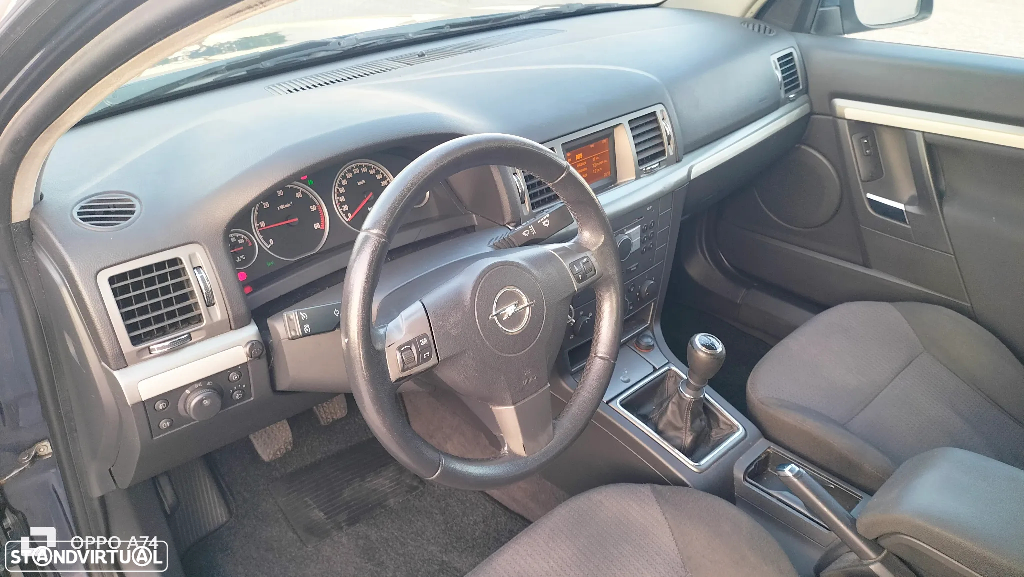Opel Vectra Caravan 1.9 CDTi Executive - 13