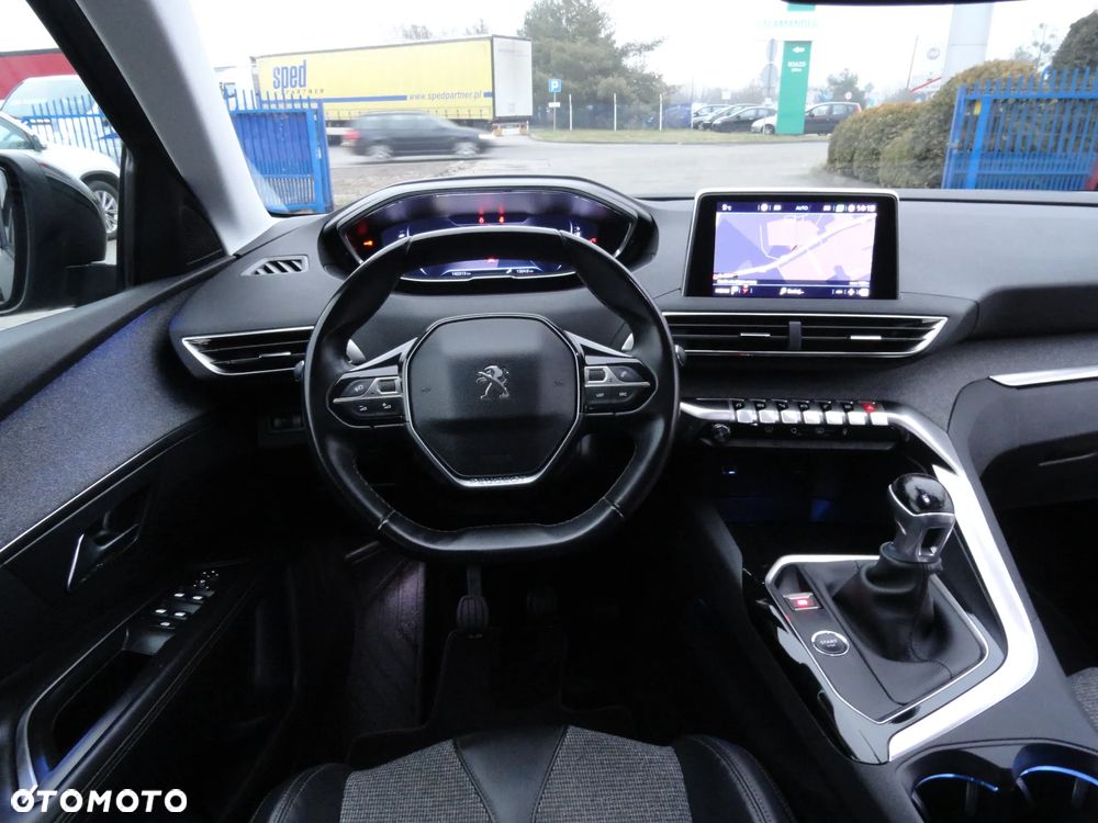Peugeot 3008 1.5 BlueHDi Allure S&S - 13