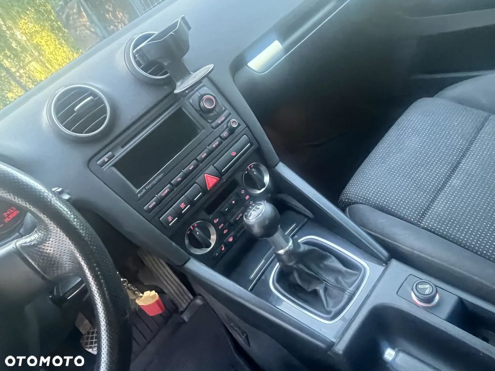 Audi A3 3-drzwiowe 2.0 TDI Attraction - 4