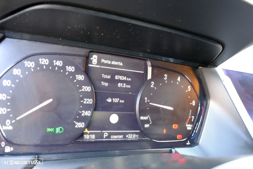 BMW 118 i Pack Desportivo M Auto - 17