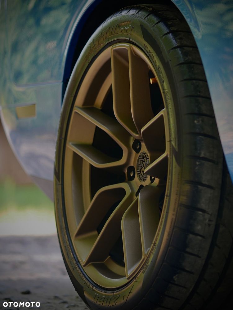 Dodge Challenger - 15