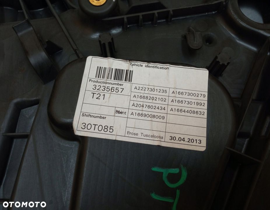MECHANIZM SZYBY PRAWY TYLNY MERCEDES GL X166 - 2