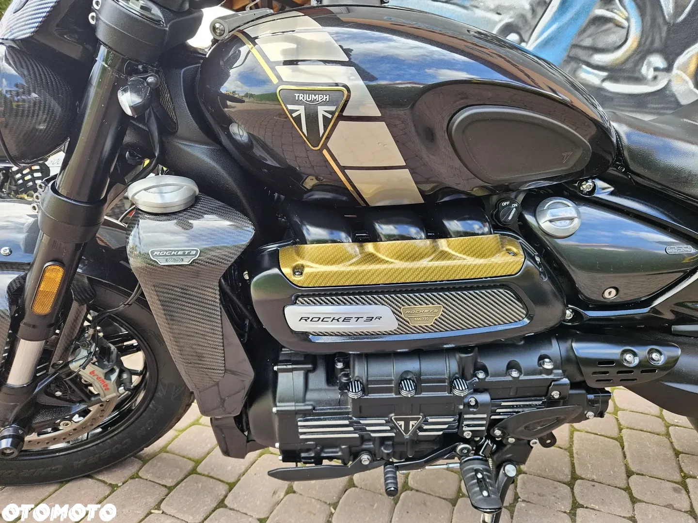 Triumph Rocket - 12