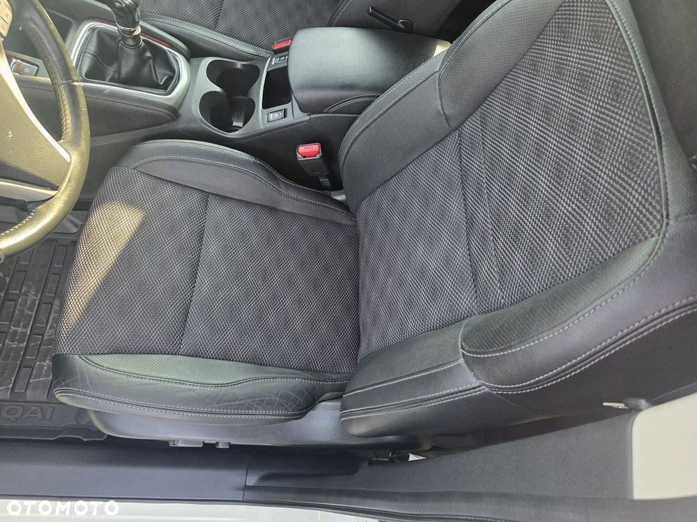 Nissan Qashqai 1.2 DIG-T Tekna+ - 24