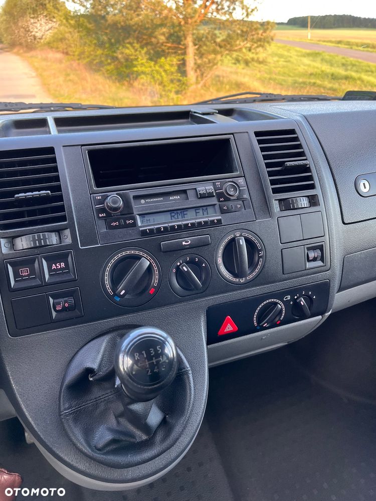 Volkswagen Transporter - 13