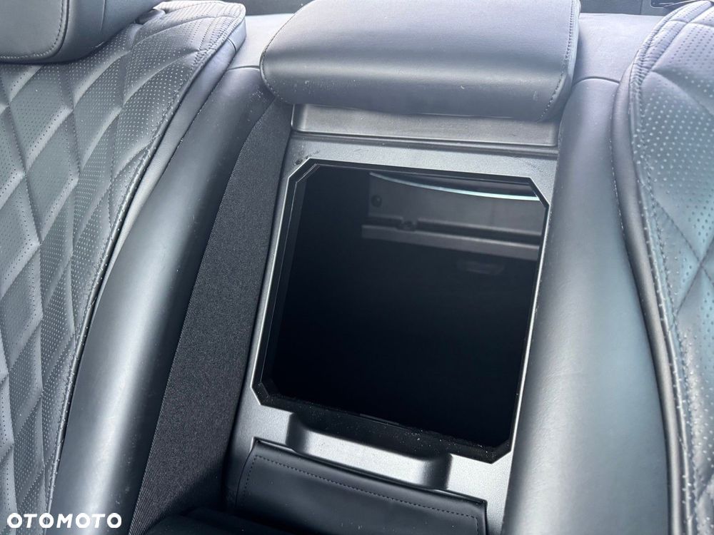 Mercedes-Benz Klasa S - 21