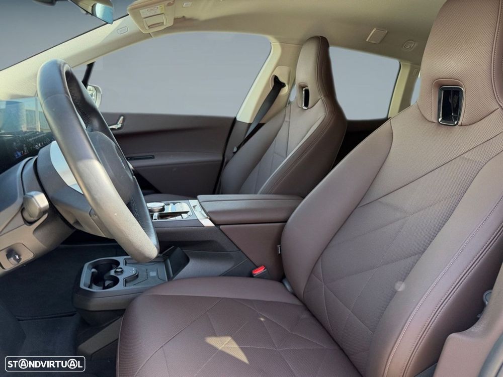 BMW ix xDrive 45 - 11