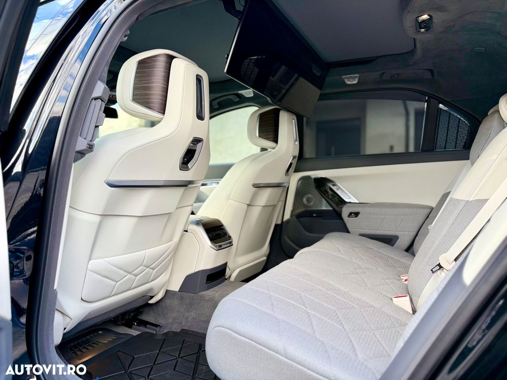 BMW Seria 7 750e xDrive AT PHEV - 18