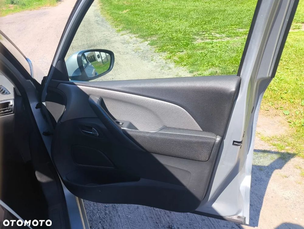 Citroën C4 Picasso - 15