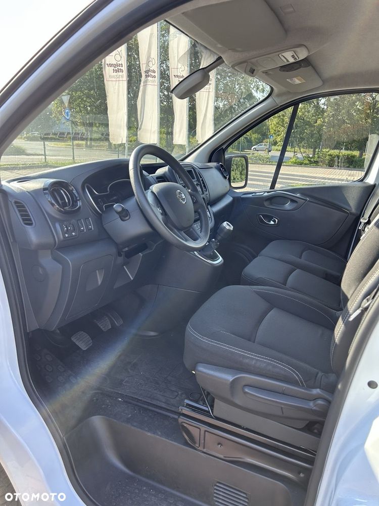 Nissan NV300 L2H2 - 7