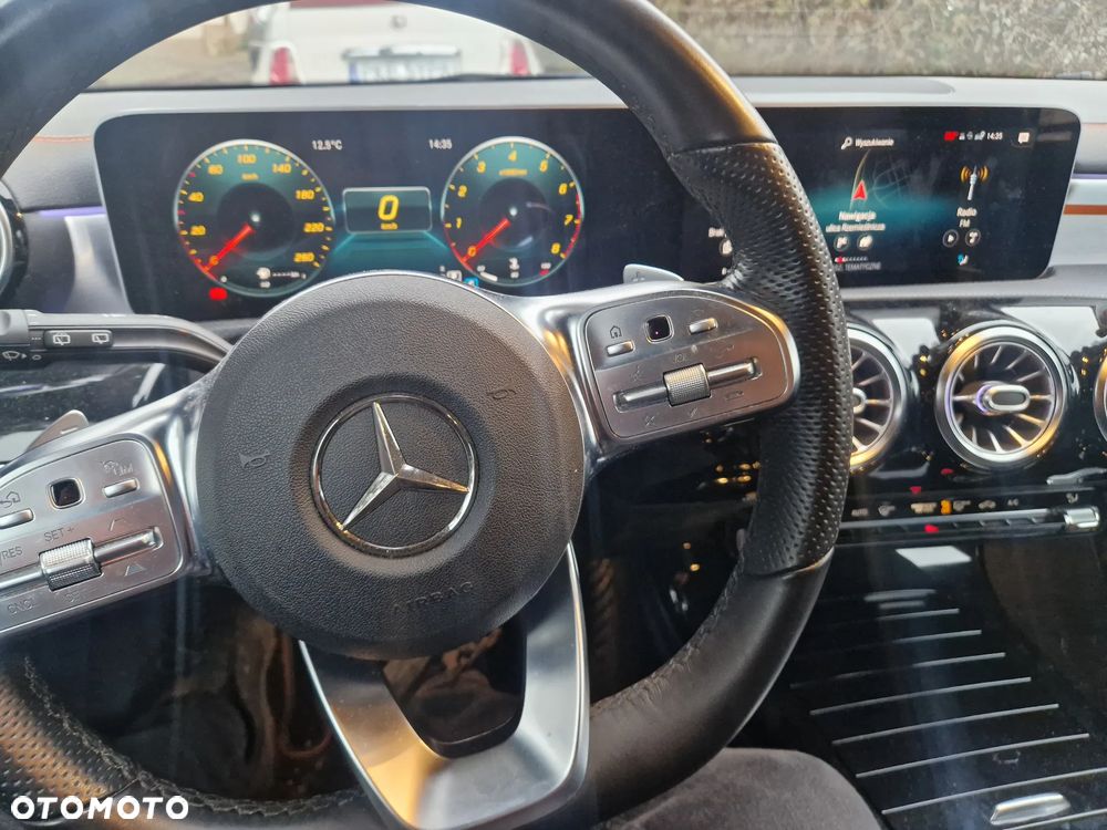 Mercedes-Benz CLA 200 7G-DCT Edition AMG Line - 12