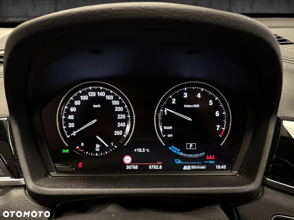 BMW X1 xDrive25e xLine - 18