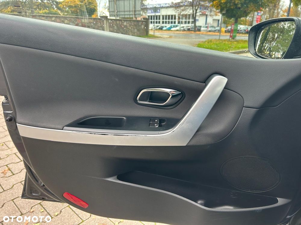 Kia Ceed 1.6 CRDi M - 11