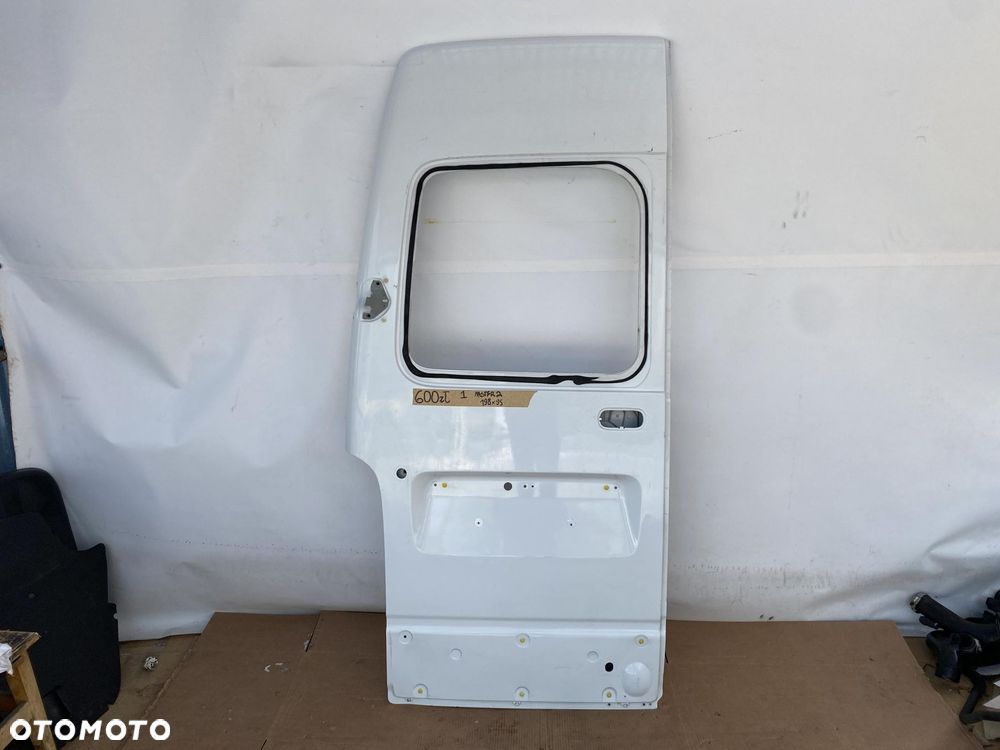MASTER 2 MOVANO INTERSTAR 98- DRZWI TYLNE BIAŁE LEWE MIEJSCE NA SZYBE - 1