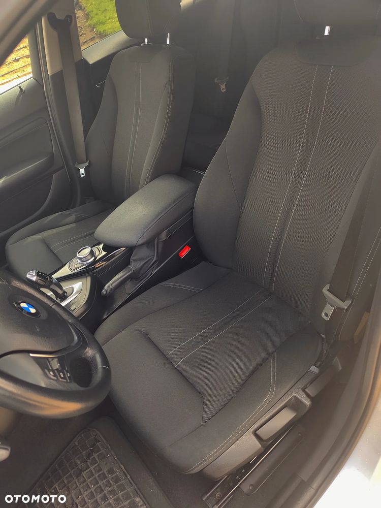 BMW Seria 1 118i - 10