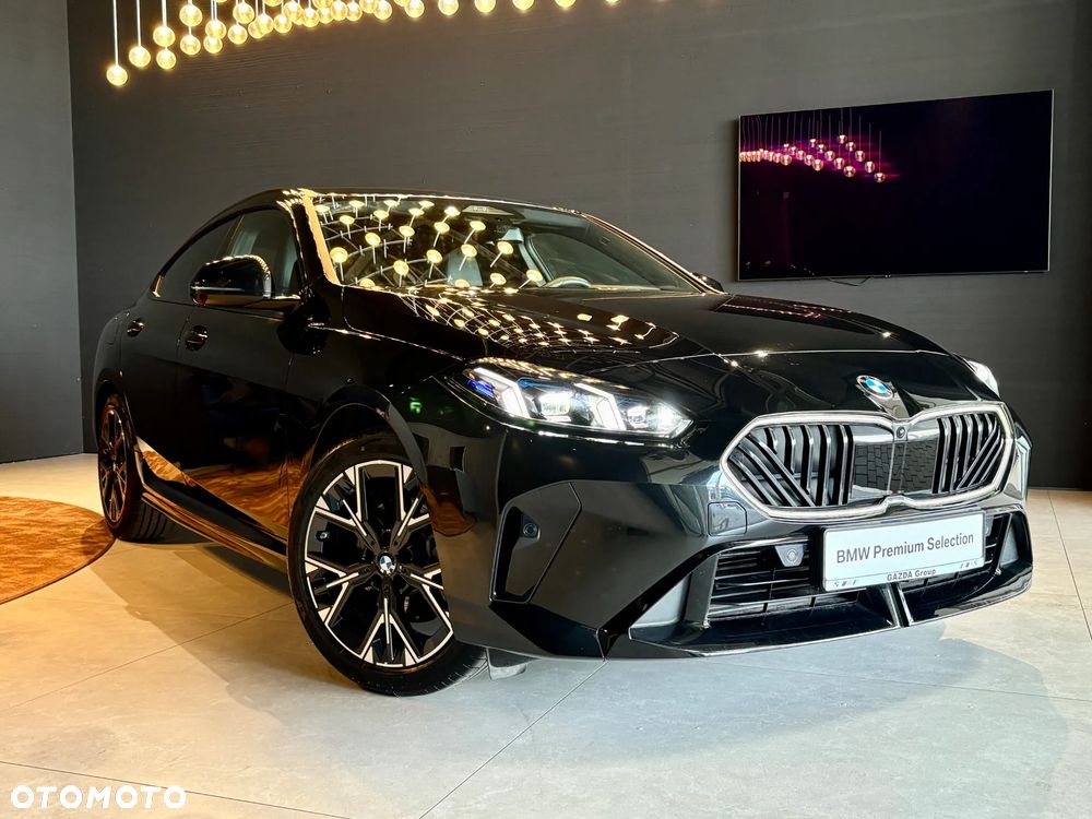 BMW Seria 2 220 mHEV - 10