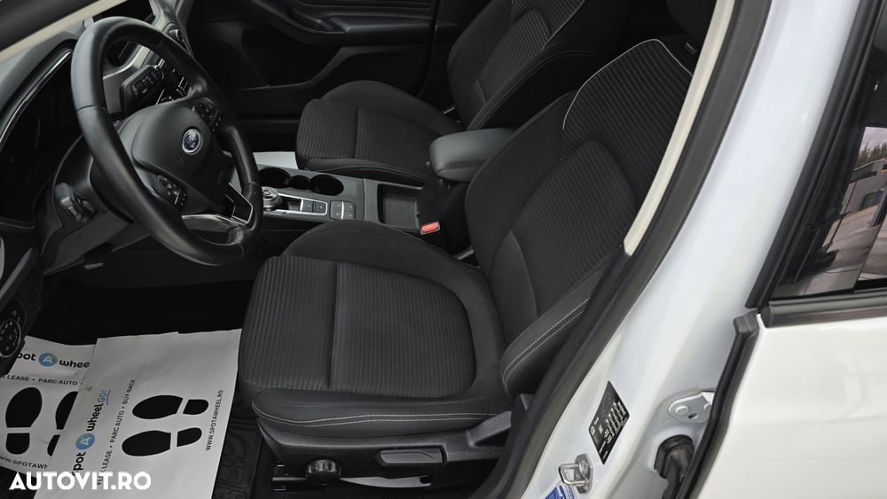 Ford Focus 1.0 EcoBoost Titanium - 12