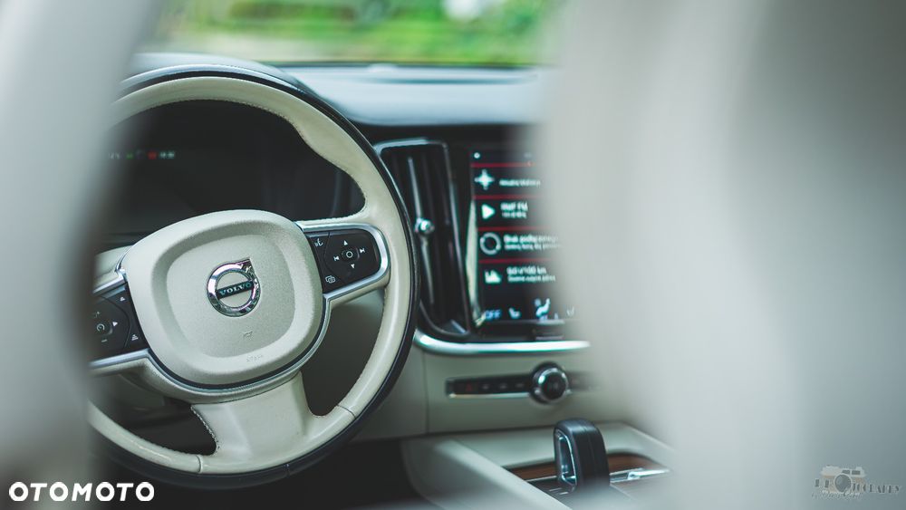 Volvo S60 B5 B AWD Plus Dark - 14