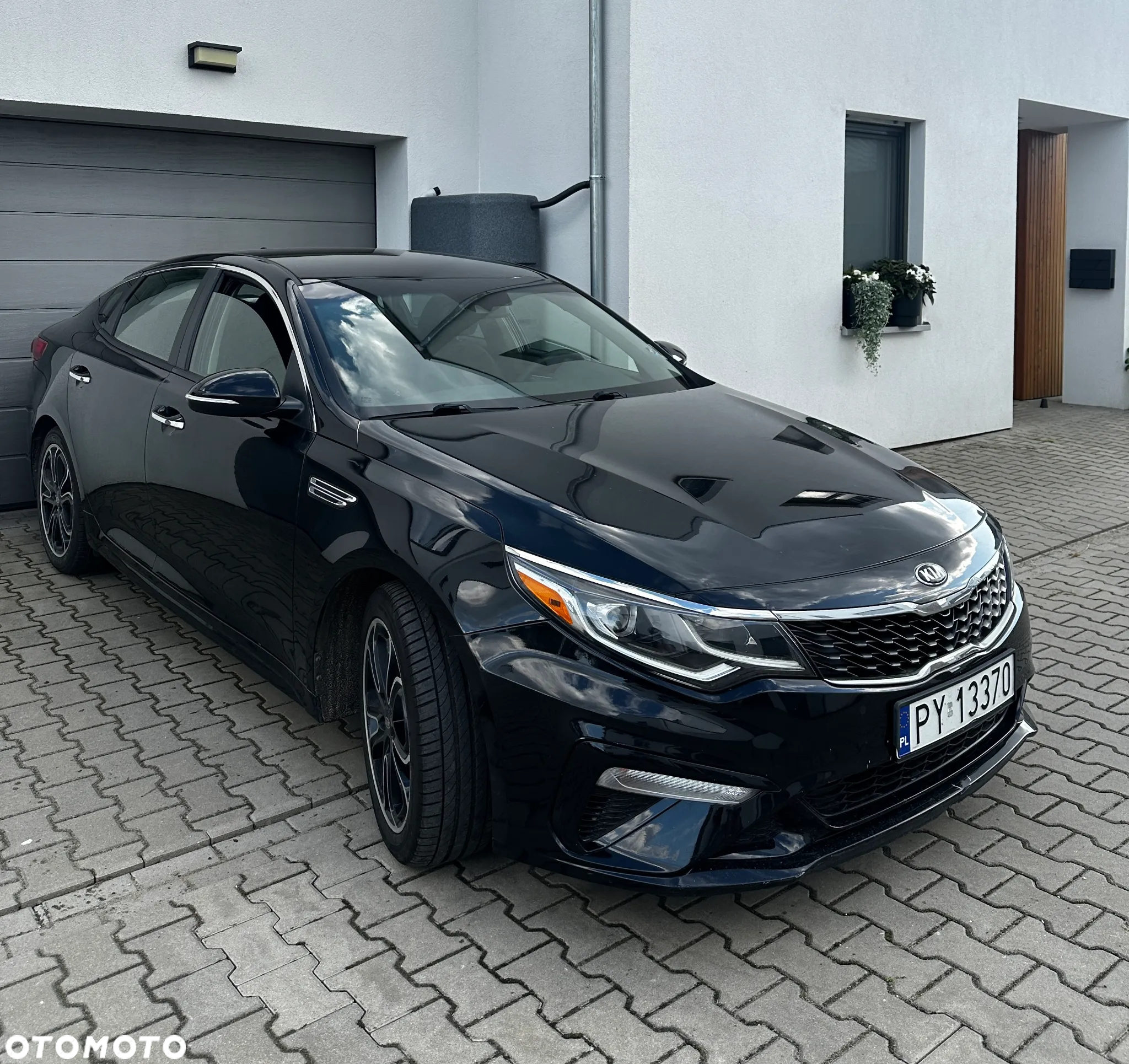 Kia Optima - 2