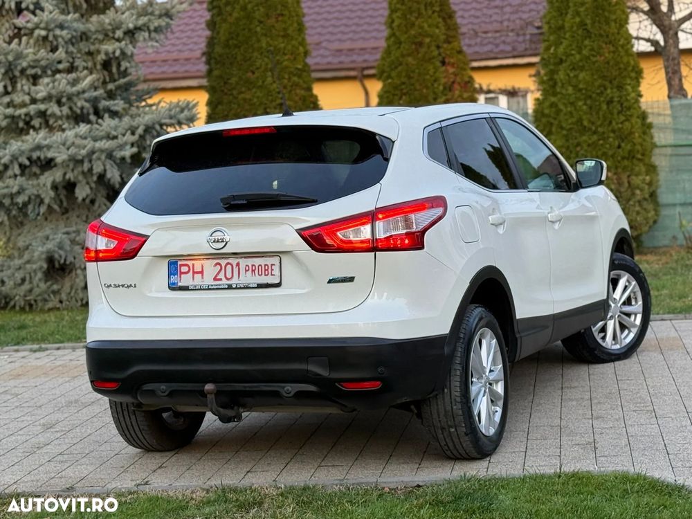 Nissan Qashqai 1.6 DCI N-Connecta - 4