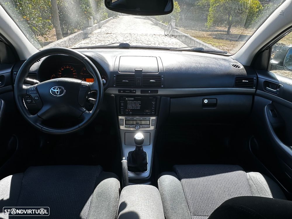 Toyota Avensis SW 2.0 D-4D Sp+EP+GPS - 16