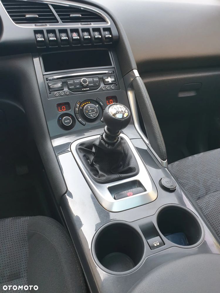 Peugeot 3008 HDi 150 Allure - 29