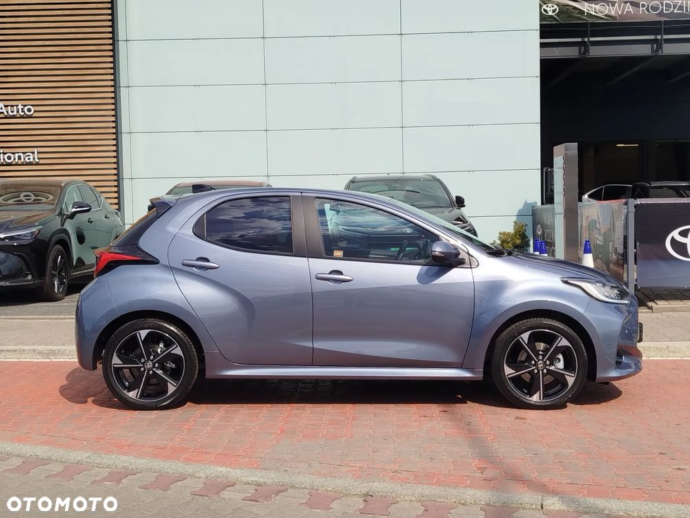 Toyota Yaris Hybrid 1.5 Executive - 3