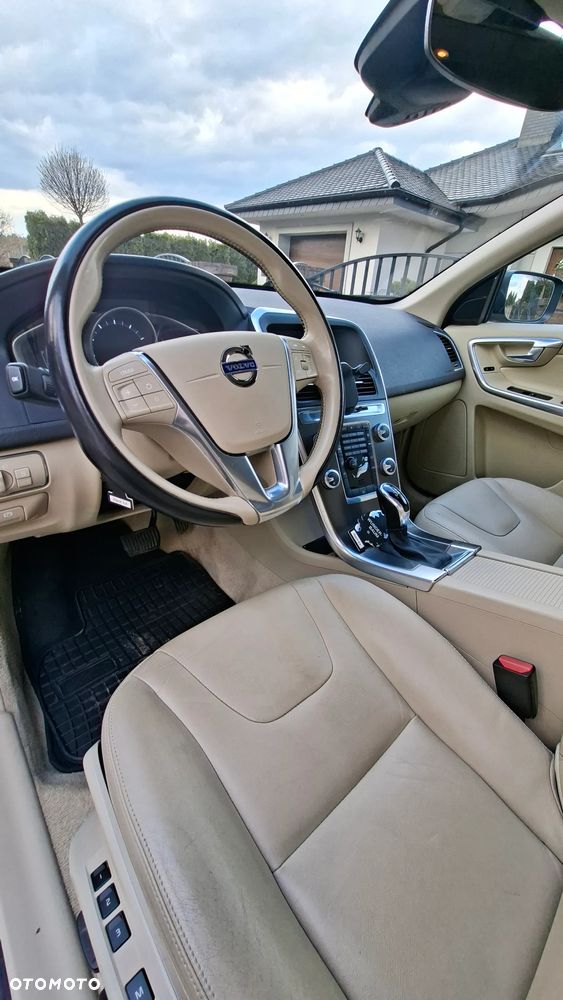 Volvo XC 60 T6 Geartronic Momentum - 11