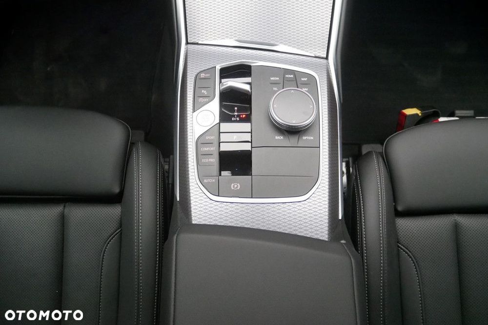 BMW Seria 3 - 11