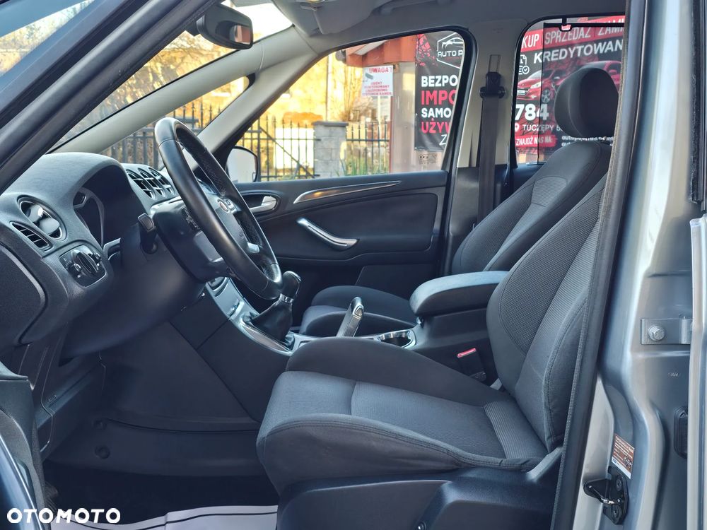 Ford S-Max 2.0 Titanium - 25